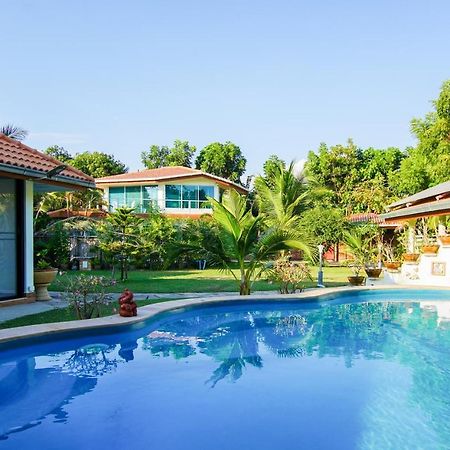 באן פה Tina'S Living Paradise - Guesthouses With Private Pool מראה חיצוני תמונה