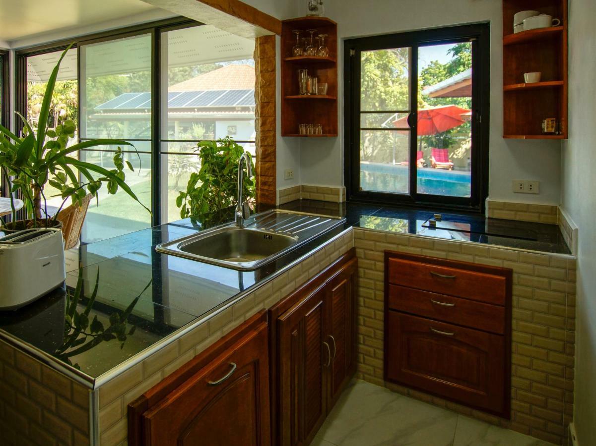 באן פה Tina'S Living Paradise - Guesthouses With Private Pool מראה חיצוני תמונה